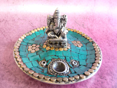 Ganesha Halter für Räucherkegel & Stäbchen, türkis
