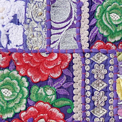 Violetter indischer Patchwork-Kissenbezug 1