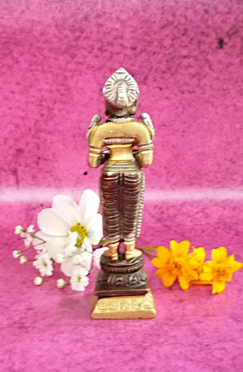 Lakshmi hinduistische Göttin des Glücks Messing  10,5cm