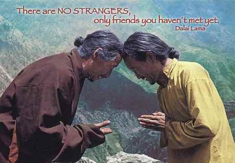 Buddhistische Postkarte No Strangers Karte  Dalai Lama Zitat