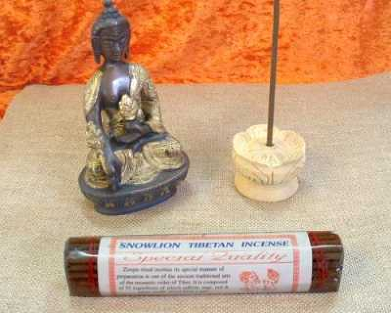 Snowlion Tibetan Incense Tibetische  Räucherstäbchen 44 Stück
