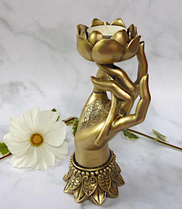 Teelichthalter Hand mit Lotus goldfarben