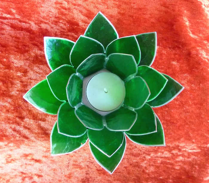 LotusTeelichthalter Capiz grün