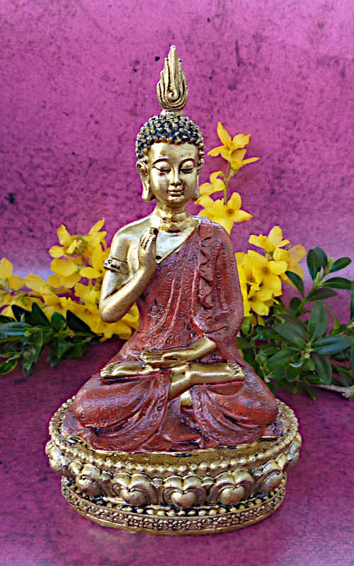 Buddha mit Abhaya-Mudra, Geste des Grußes und der Schutzgewährung