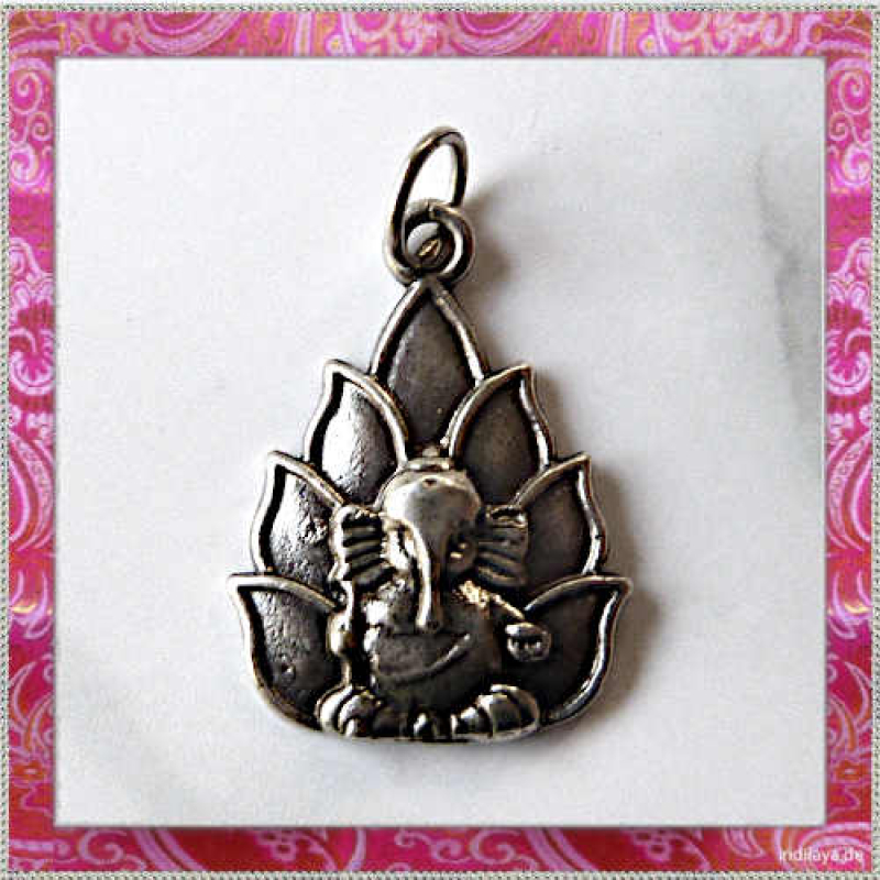 Kleiner indischer Anhänger Ganesha versilbert