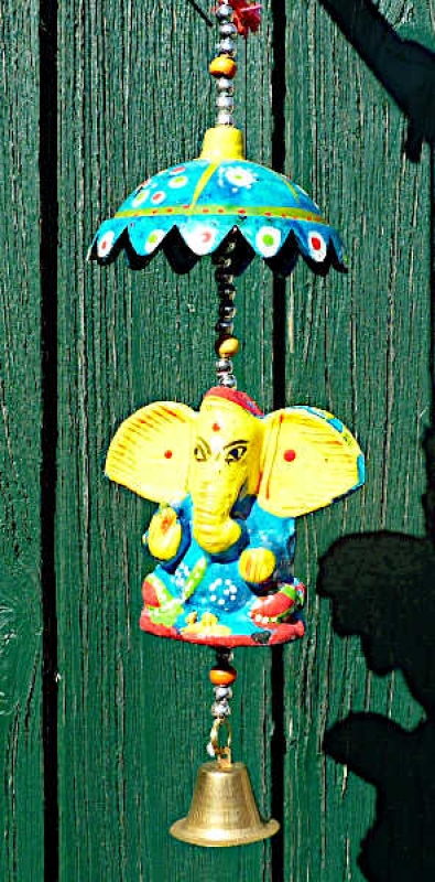 Ganesha blau mit Glocke und Schirm  Lack-Mobile