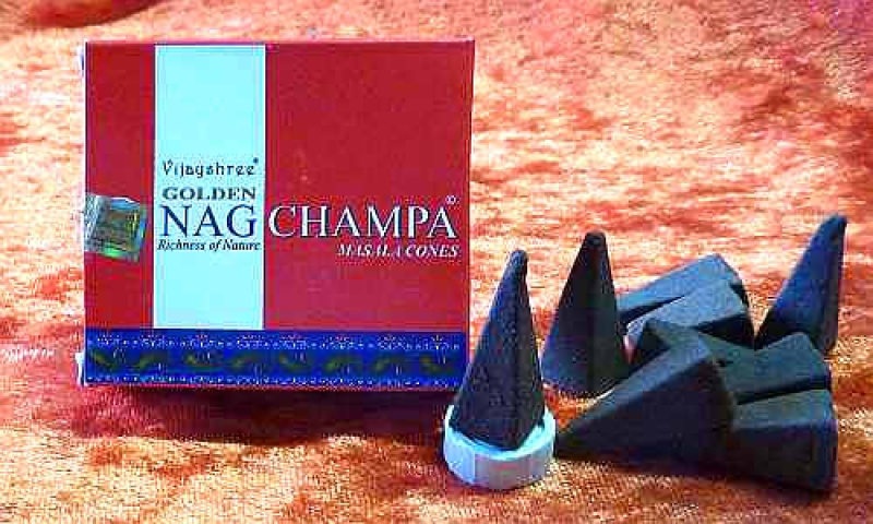 Golden Nag Champa Räucherkegel