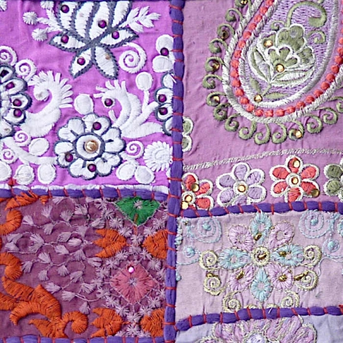 Violetter indischer Patchwork-Kissenbezug