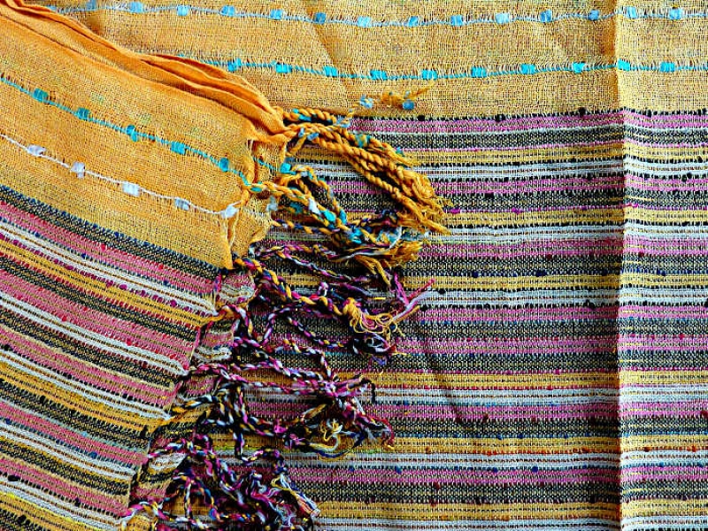 Indischer Schal gelb mit Lurex Streifen