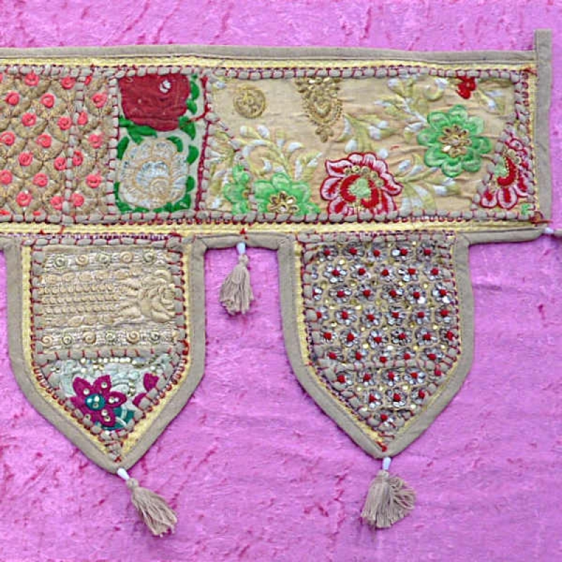 Thoran Türbehang sandfarben mit Pailetten und bunten Stickereien