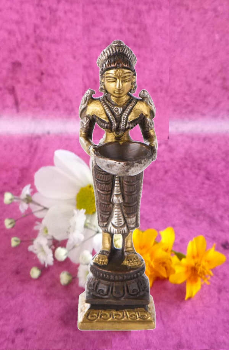 Lakshmi hinduistische Göttin des Glücks Messing  10,5cm