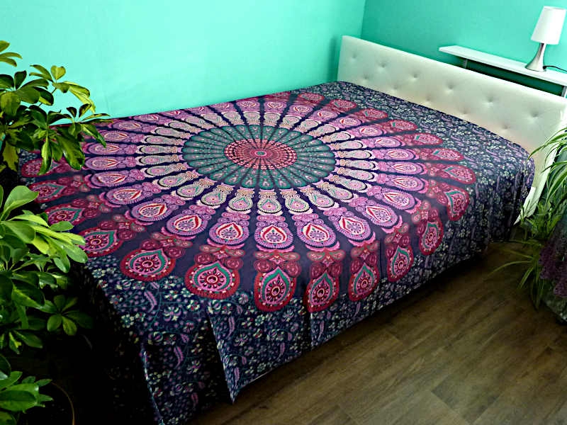Wandtuch Wandbehang Tagesdecke OM Lotus