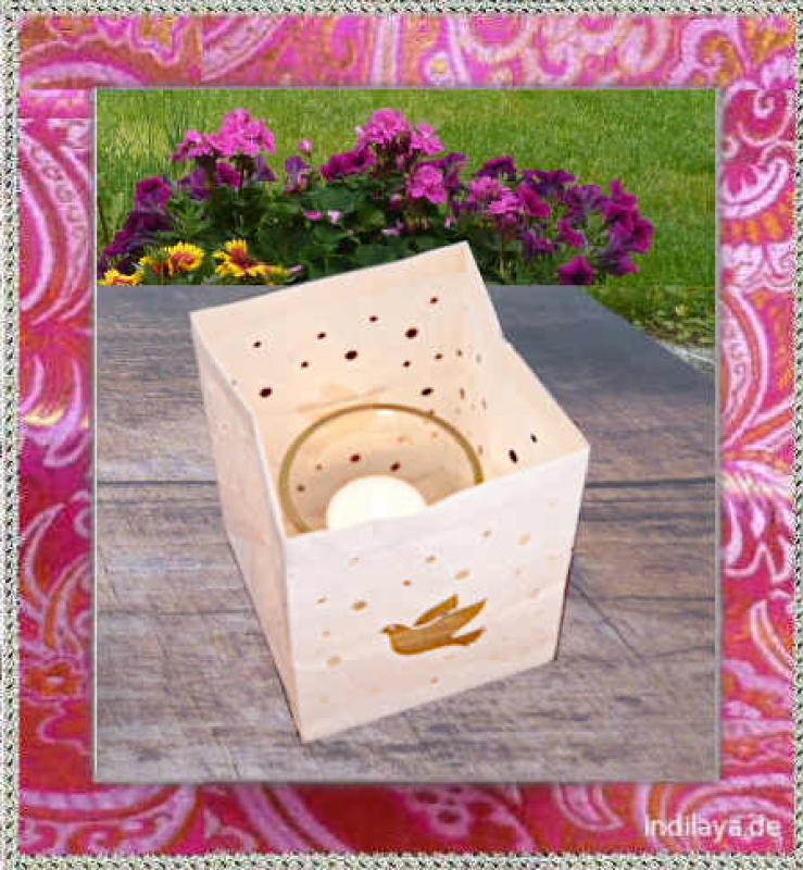 Briefkarte Taube mit Windlicht aus hangeschöpftem Nepal-Papier