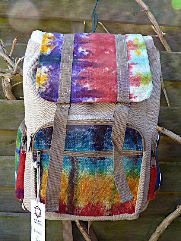 Hochwertiger Hanf Rucksack Batik aus Nepal