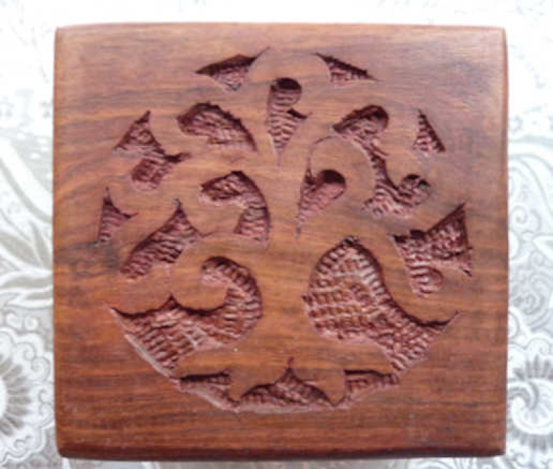 Indische Holzdose Lebensbaum 10x10cm