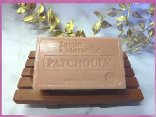 Französische Patchouli Seife  mit Mandelöl 100g