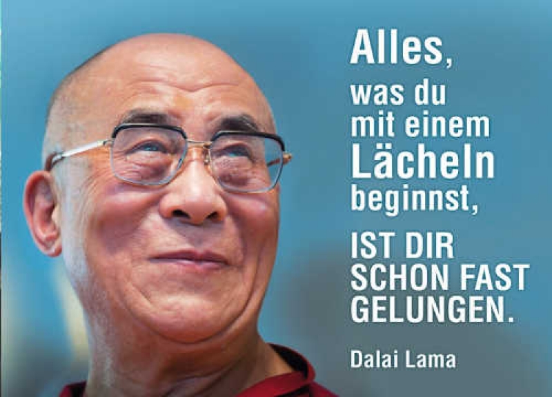 Postkarte Dalai Lama mit Zitat:  Lächeln
