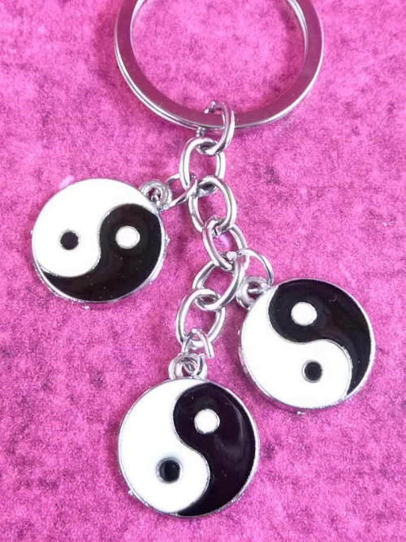 Schlüsselanhänger mit 3 Yin Yang Anhängern