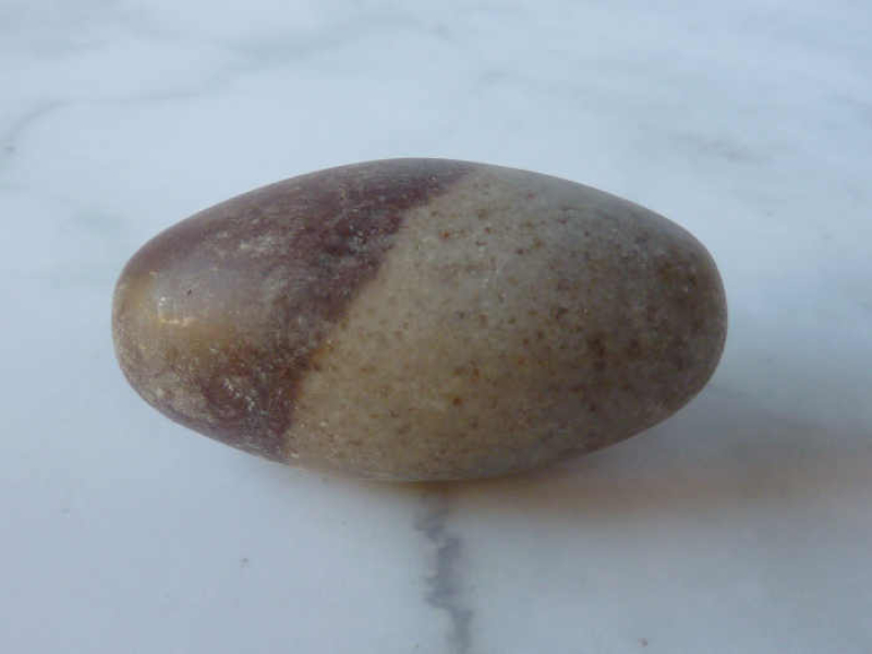 Shiva Lingam heiliger Stein Indien