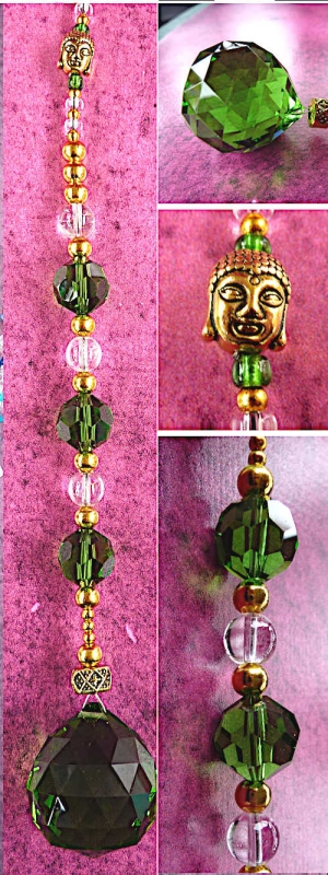 Buddha Suncatcher grün-gold mit Kristallglasperlen & Bleikristallkugel