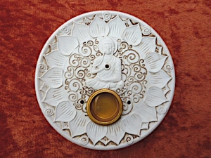 Buddha Lotus Räucherhalter für Stäbchen und Kegel weiss